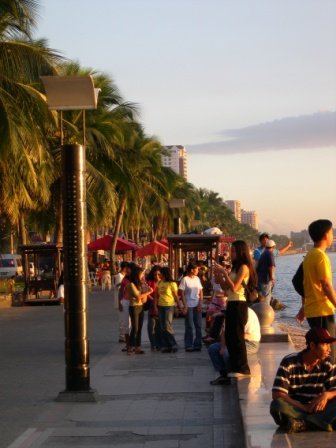 Baywalk in Manila