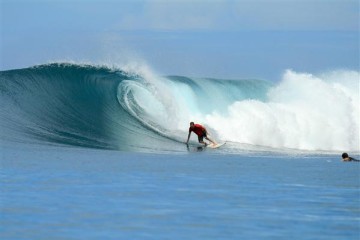 Surfer auf Mentawai-Insel - Indonesien