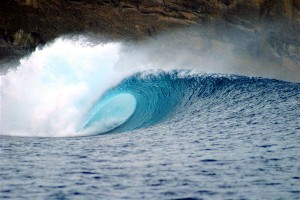 Surfen bei Sumbawa - Indonesien