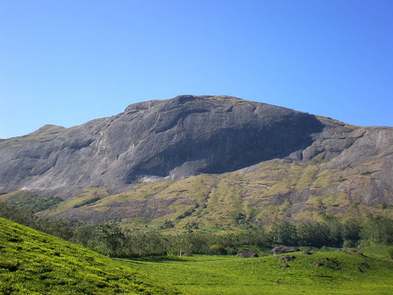 Der Berg Anaimudi im Eravikulam Nationalpark