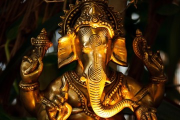 Die Ganesha Skulptur (der Elefanten-Gott in der Hindu Religion) im Changu Narayan Tempel