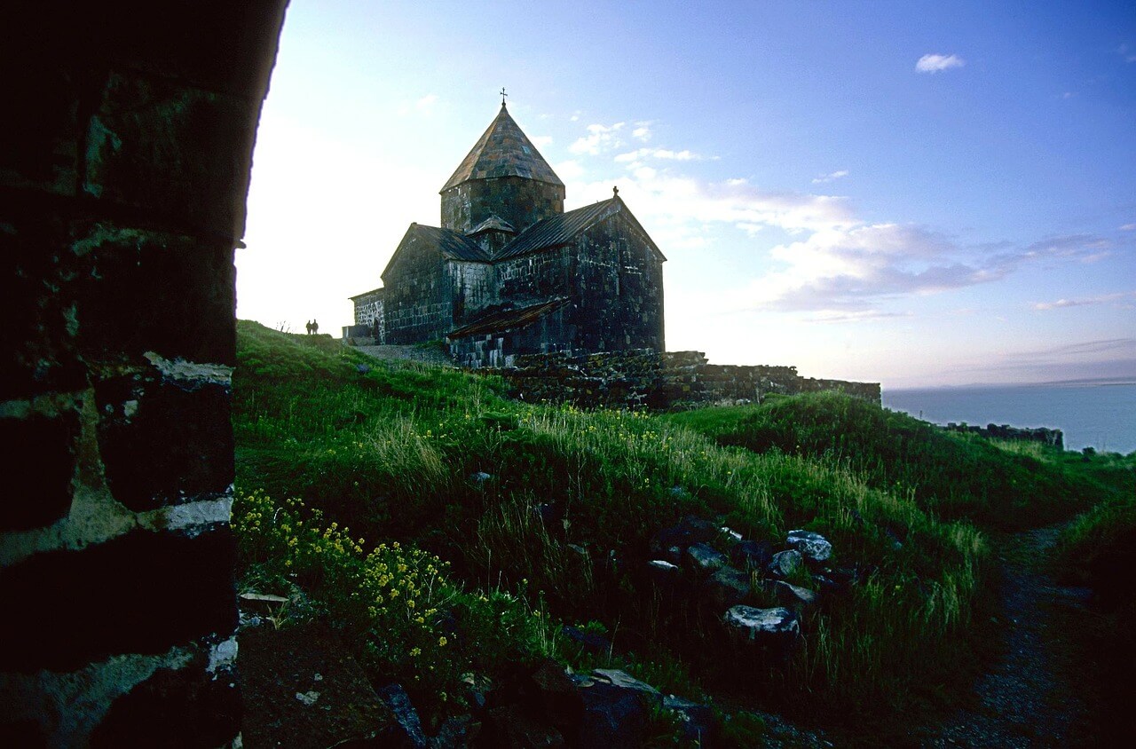 Christliche Bergkirche in Armenien