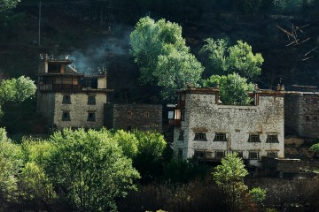 Tibetanisches Gebäude in Sichuan (China)